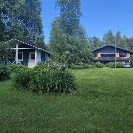 Revontulet Zh River & Retreat, Tatil Evi Toivakka