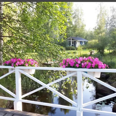 Revontulet Zh River & Retreat, Tatil Evi Toivakka